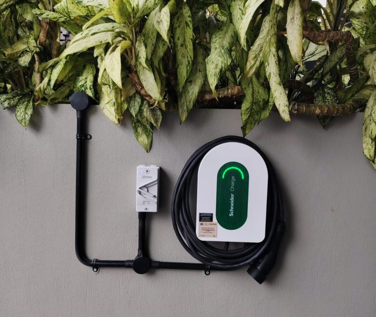 Schneider Charge AC 1